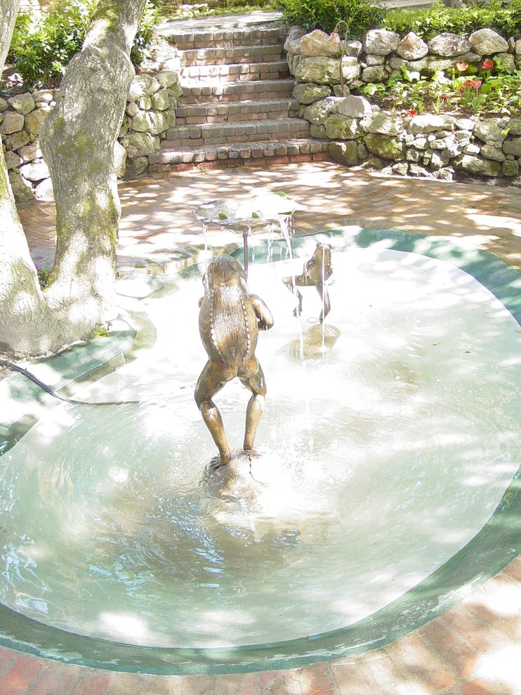 Inspiration for a landscaping in Other.