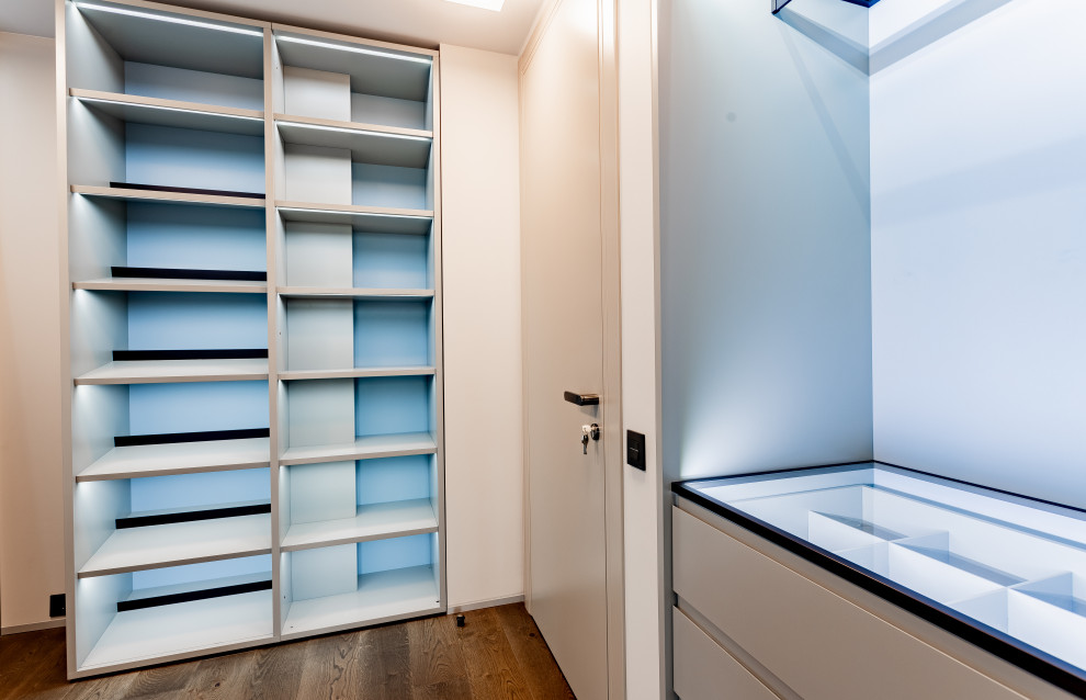 Квартира на набережной