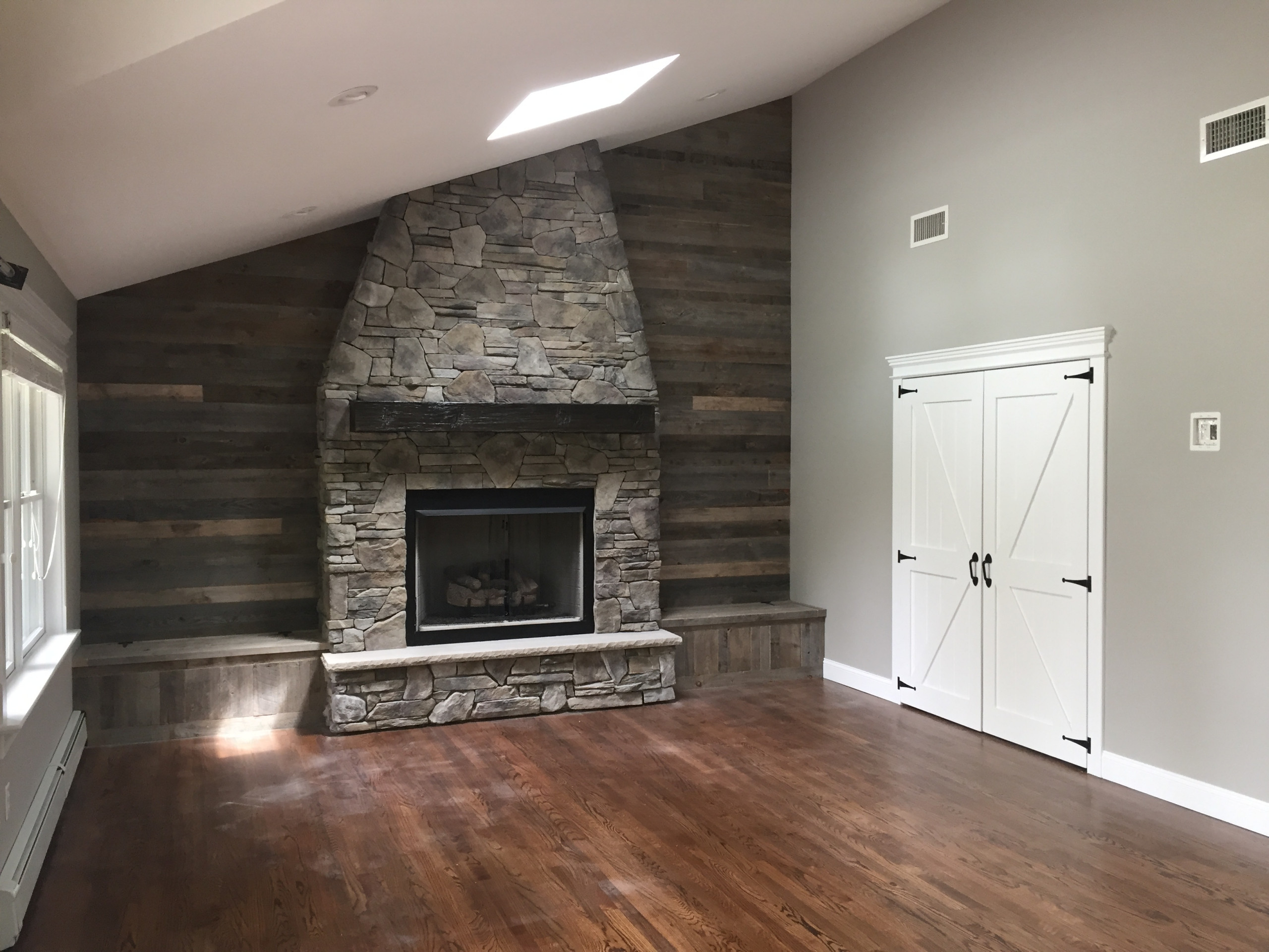 Custom Interior Carpentry