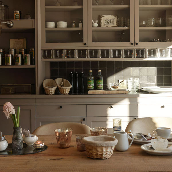 K&uuml;chen contemporary-kitchen