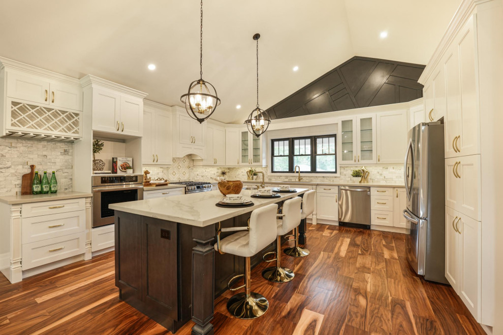 Kitchen - kitchen idea in Toronto