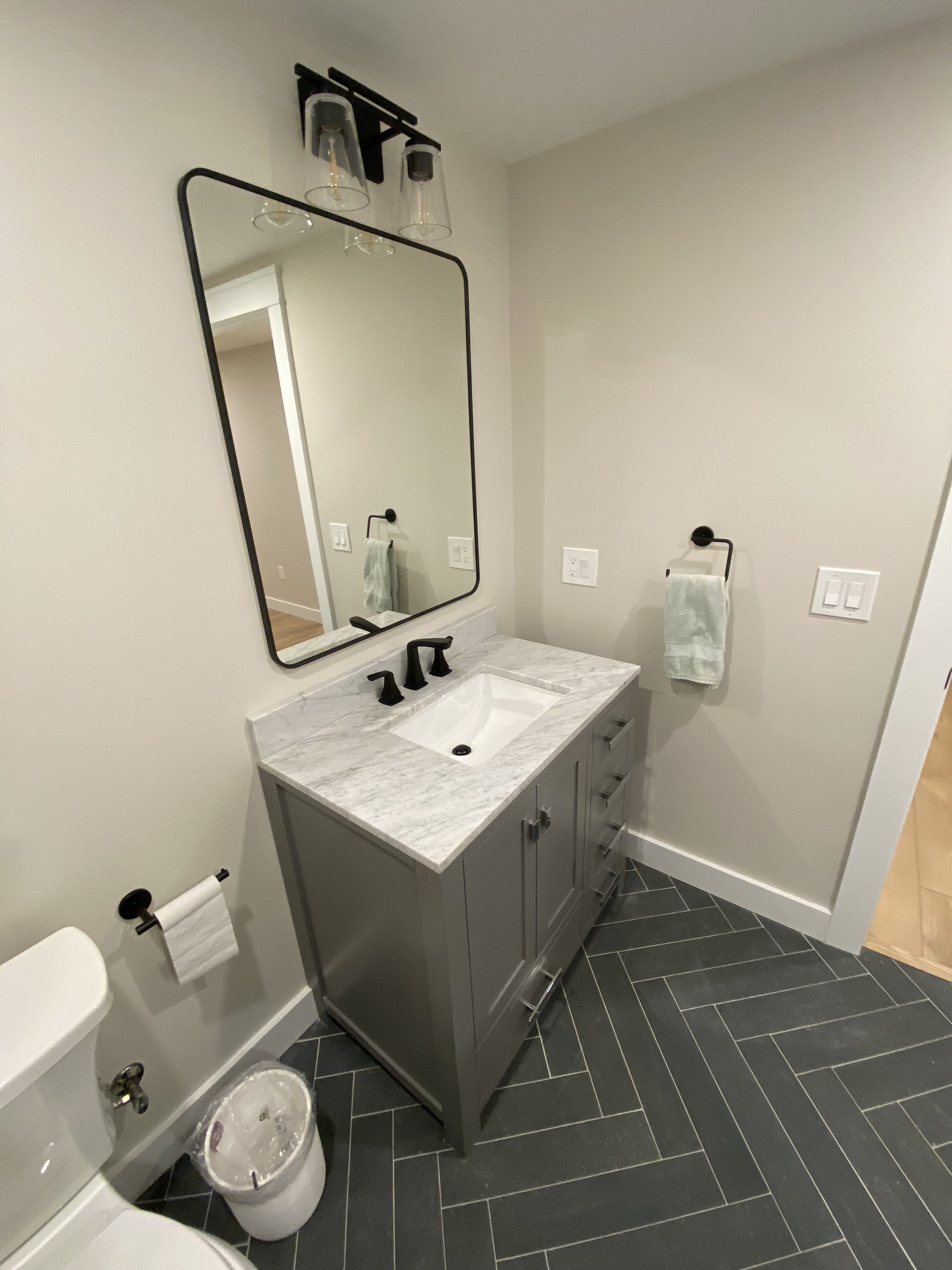 Basement and kitchen in Winchester