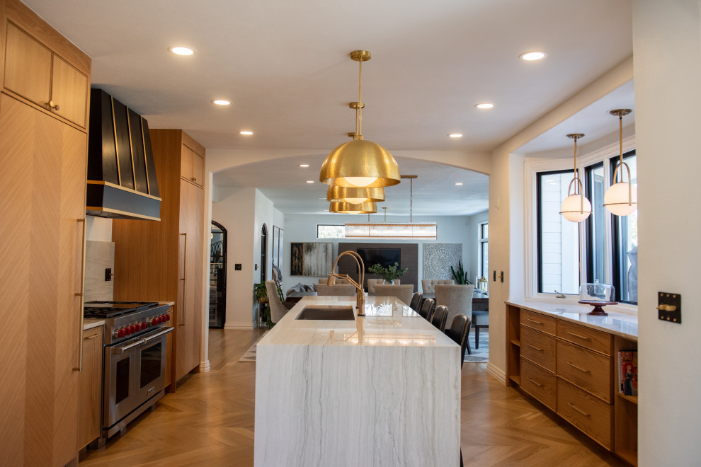 Kitchen - transitional kitchen idea in Denver
