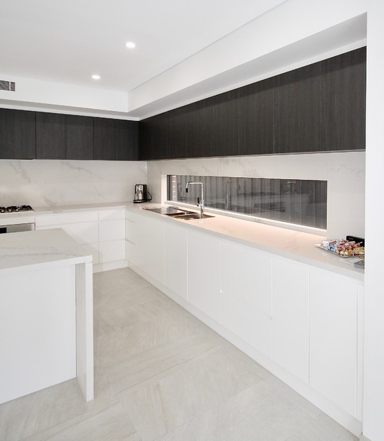 SCHOFIELD JOB modern-koek