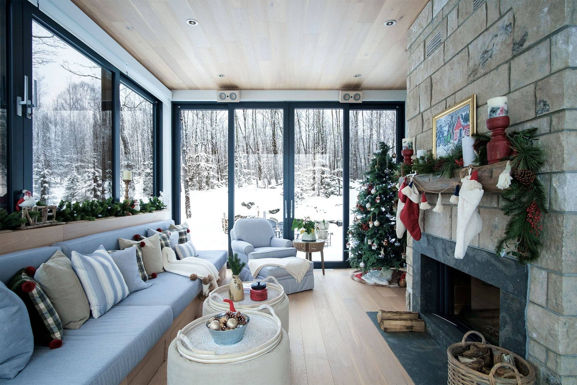 Kleine Fluchten: 24 festliche Wohnzimmer zu Weihnachten