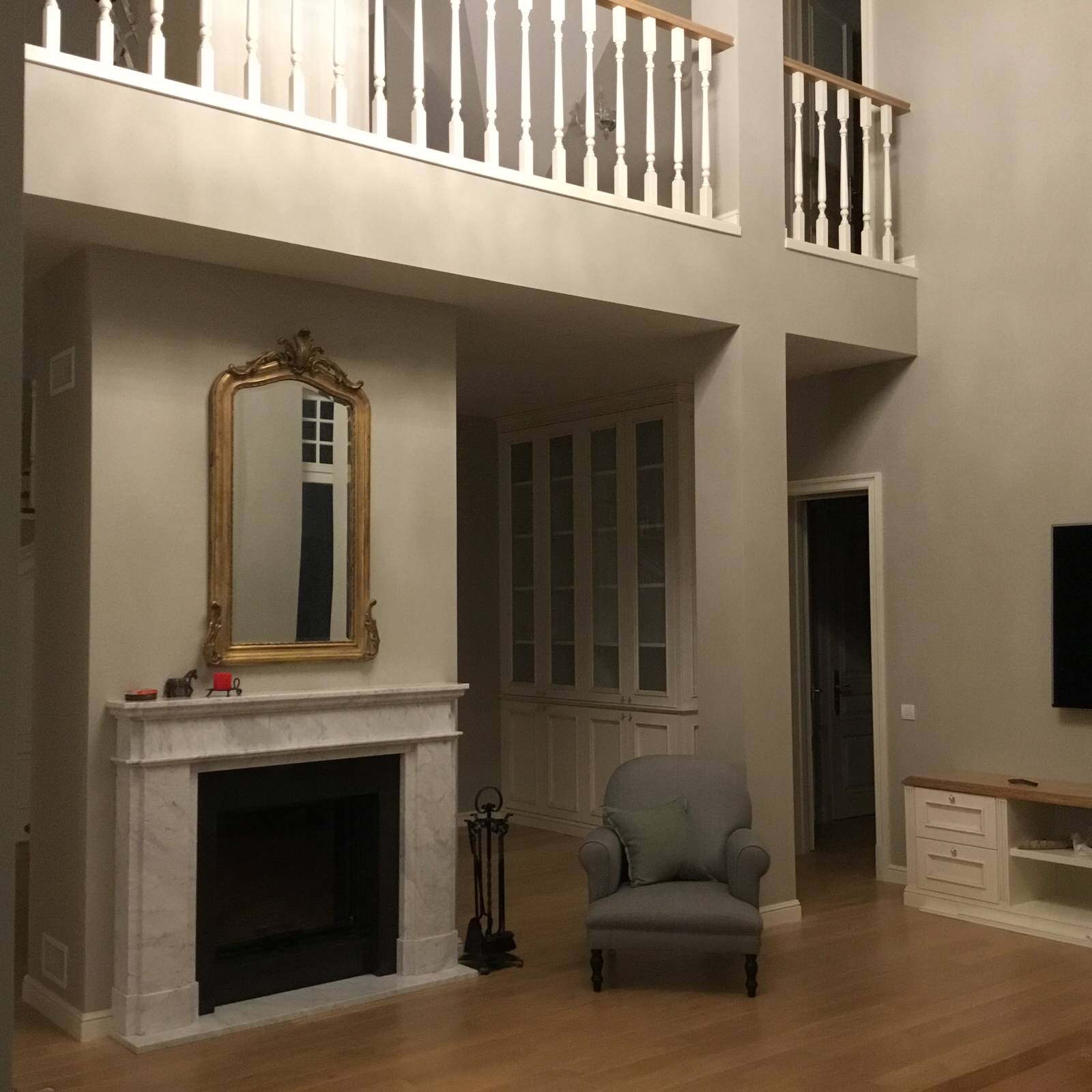 Дом 400 м в Подмосковье