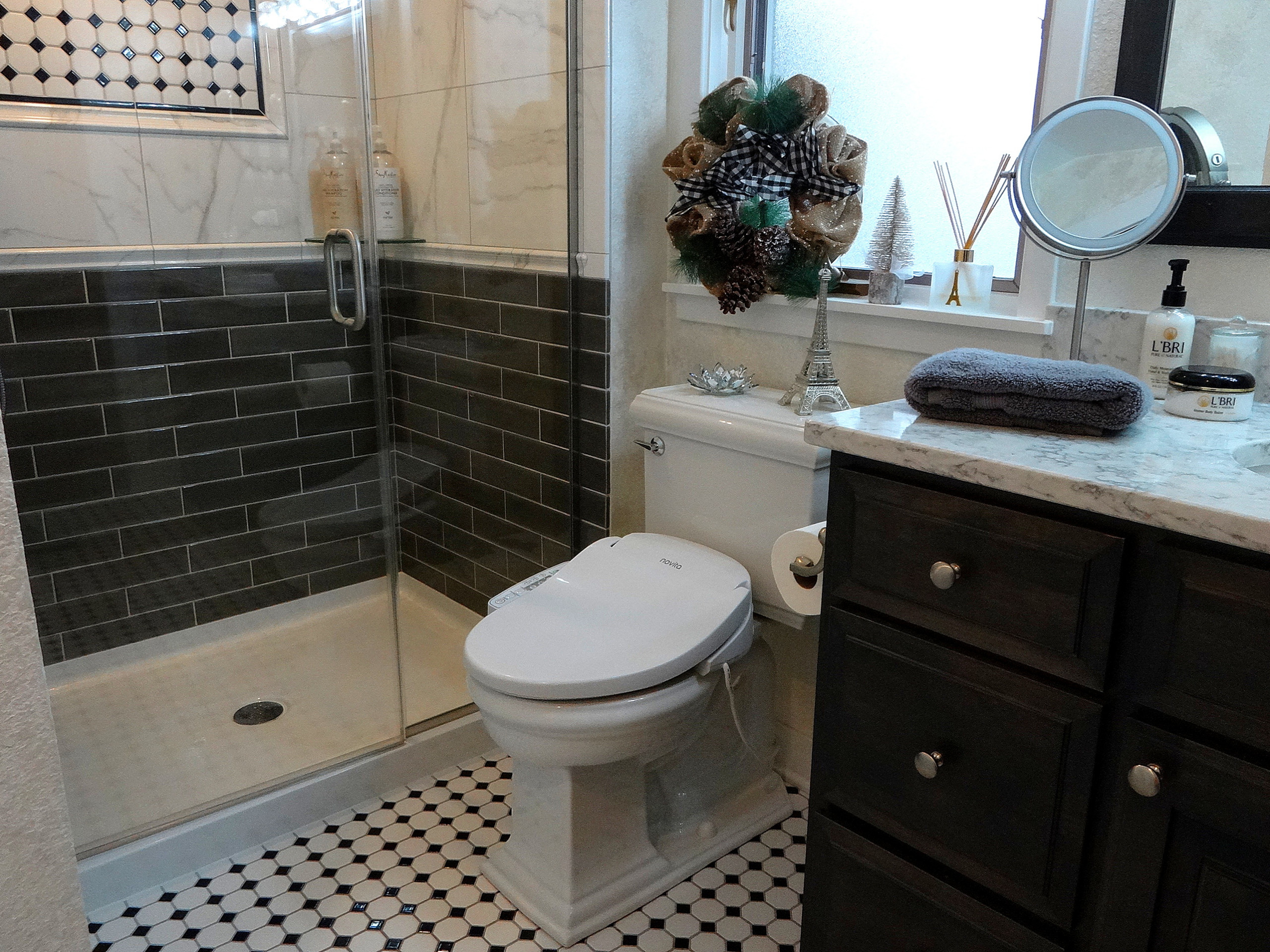 Muskego Residence - Master Bath Remodel