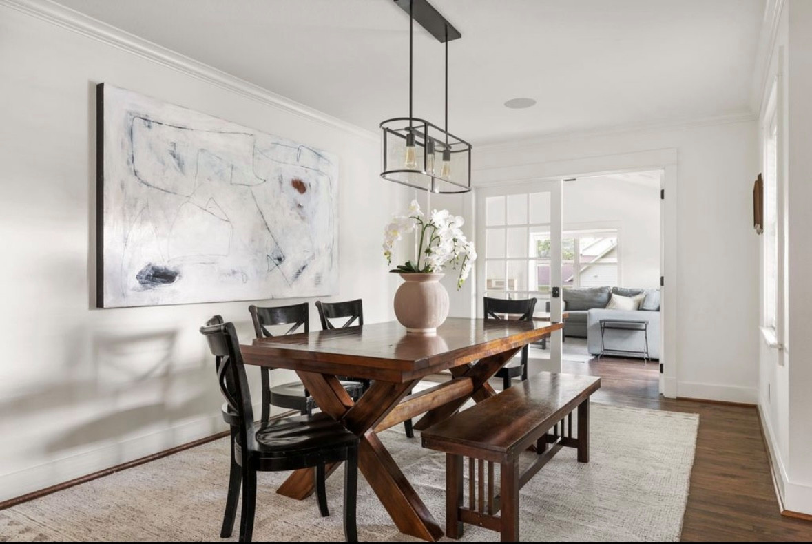 Garage Conversion Remodeling in Lakewood Area of Dallas 75214