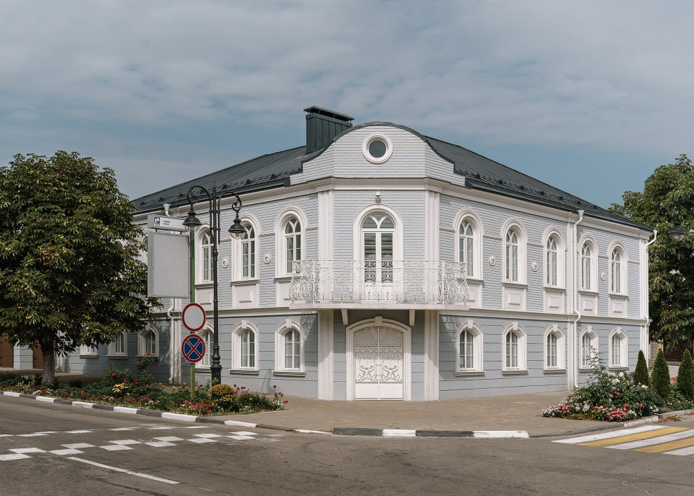 HISTORY HOUSE FROM PAVLOVSK