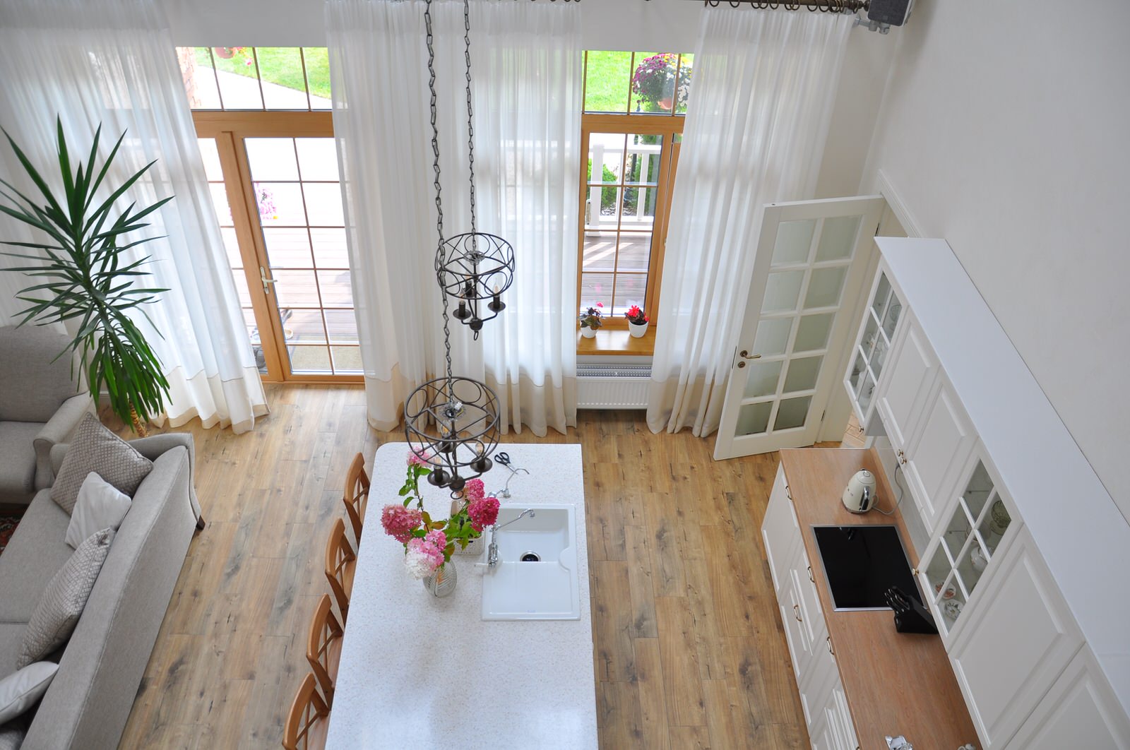 Вид со второго этажа