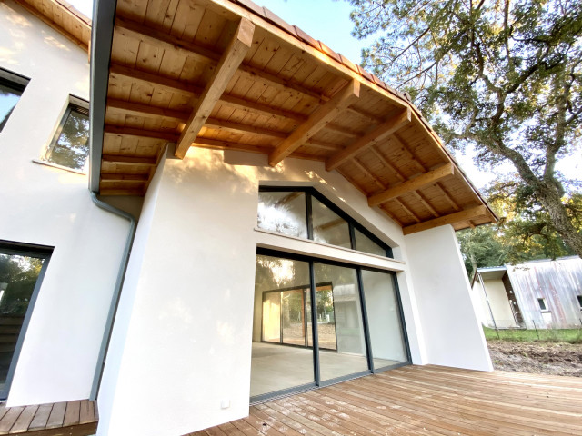 VILLA DE LA PIGNADA  I construction I contemporary-exterior