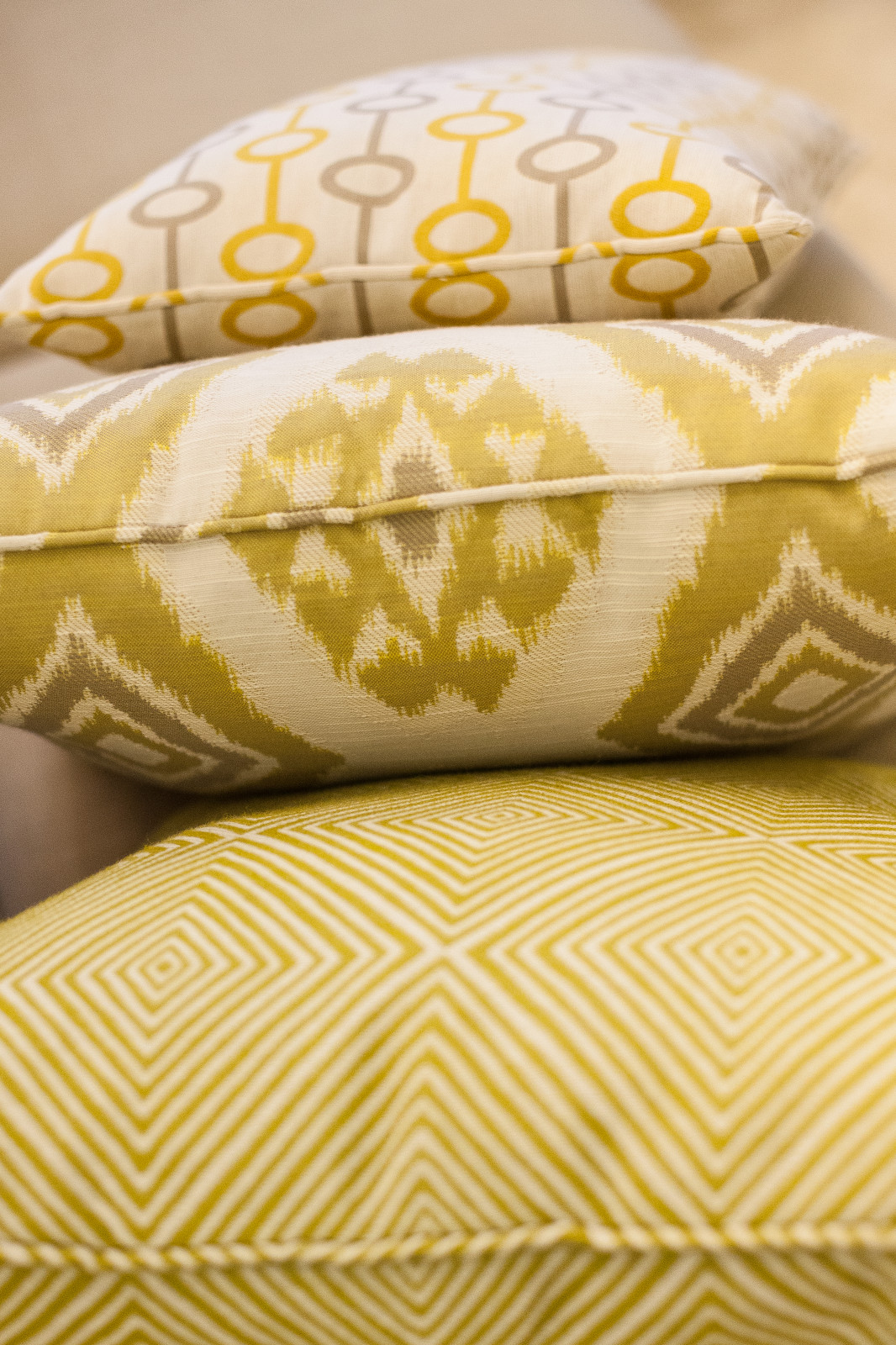 Проект с использованием тканей и обоев от КАДО