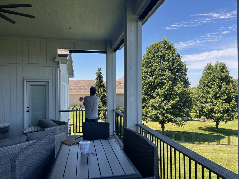 Screen Porch System in Parkville, MO