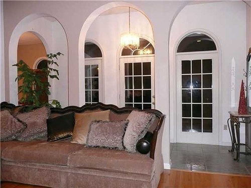 Need Ideas For My New Living Room I Should Note That None Of This Is My Decor Furniture These Are Photos From The House Being Up For