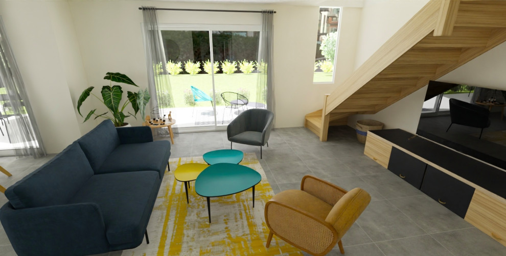 Пример оригинального дизайна: огромная открытая гостиная комната в современном стиле с бежевыми стенами, полом из керамической плитки, телевизором на стене и серым полом без камина