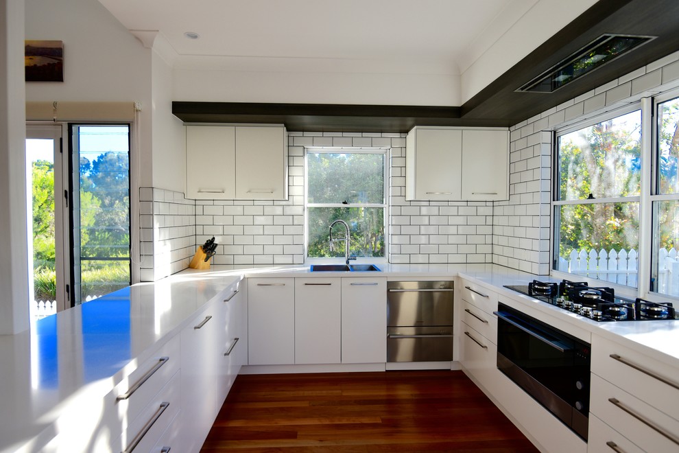 Inspiration for a kitchen in Sunshine Coast.