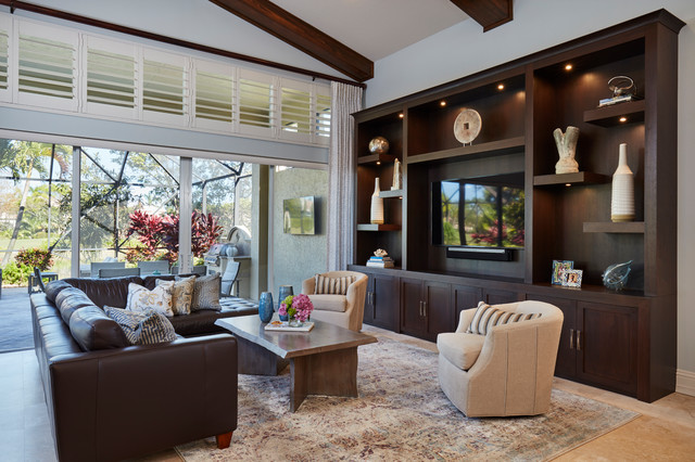 Transitional Home clasico-renovado-sala-de-estar
