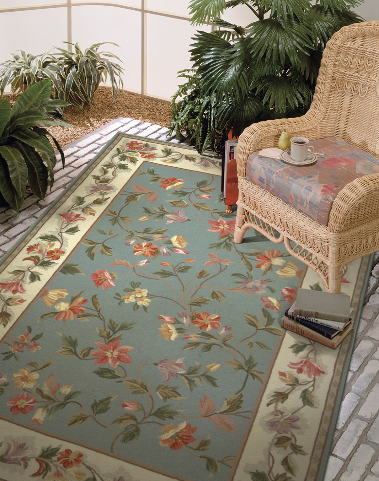 Colonial 1728 Slate Blue, Ivory Floral Rug Traditional Area Rugs