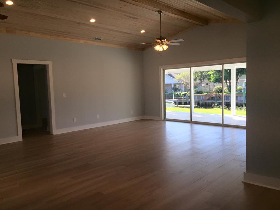 Tideview Drive