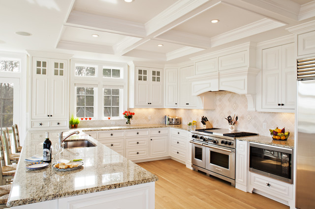 Kitchen american-traditional-kitchen