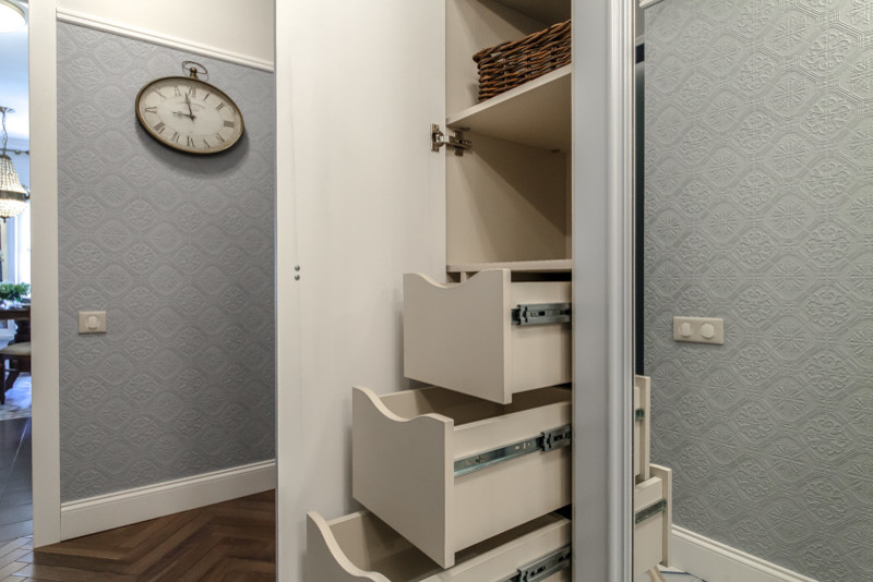 Прихожая в классическом стиле
