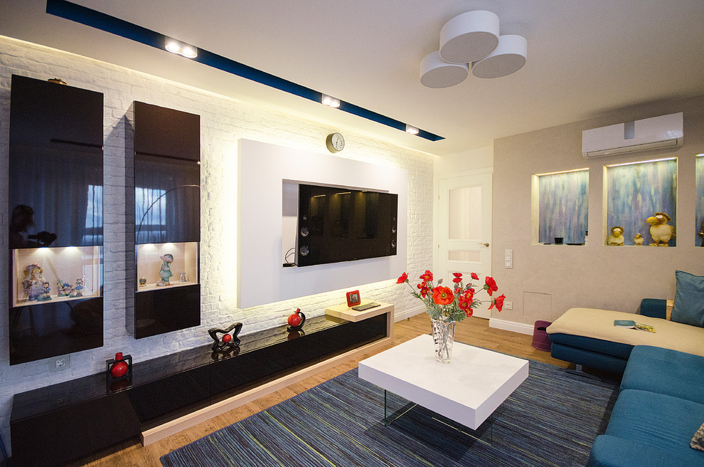 Яркие краски в Малевиче