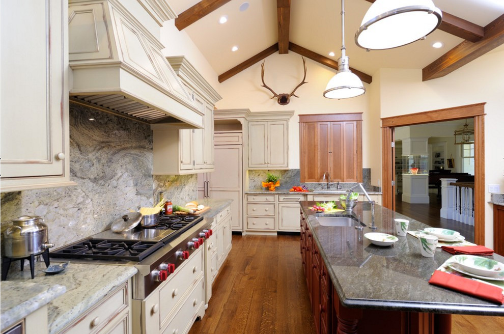 Hunting Lodge style kitchen 2015