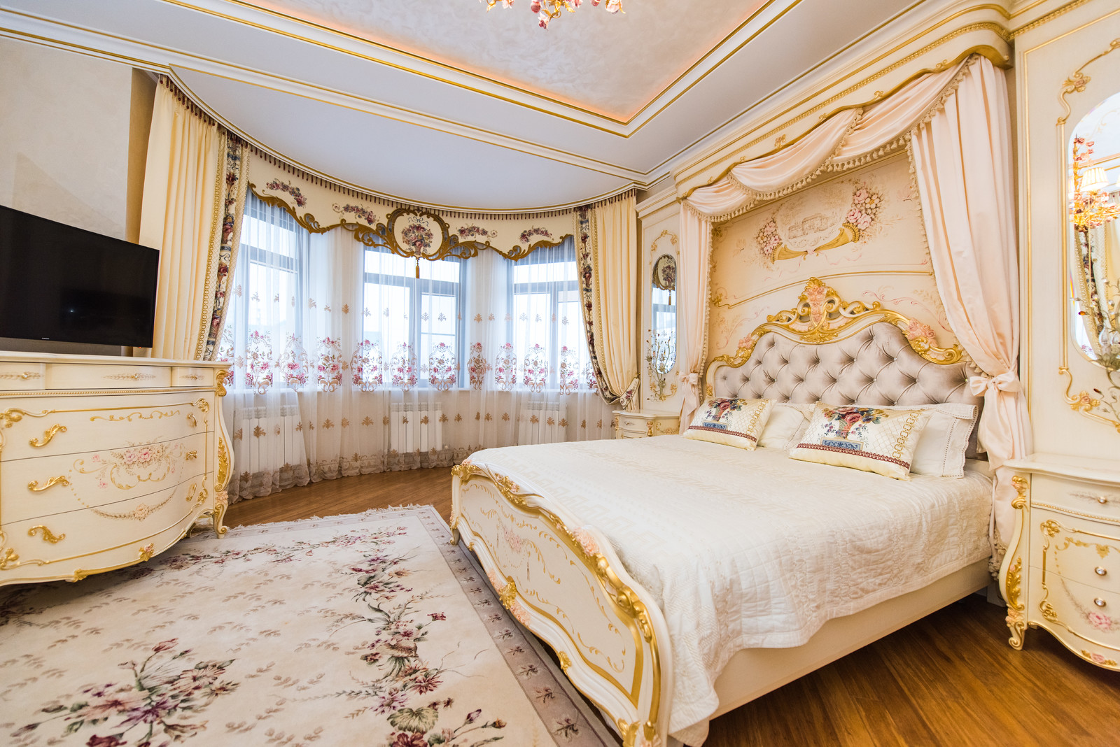 Спальня в классическом стиле