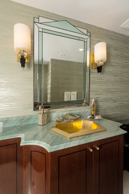 Art Deco Gem on the Bay modern-badezimmer