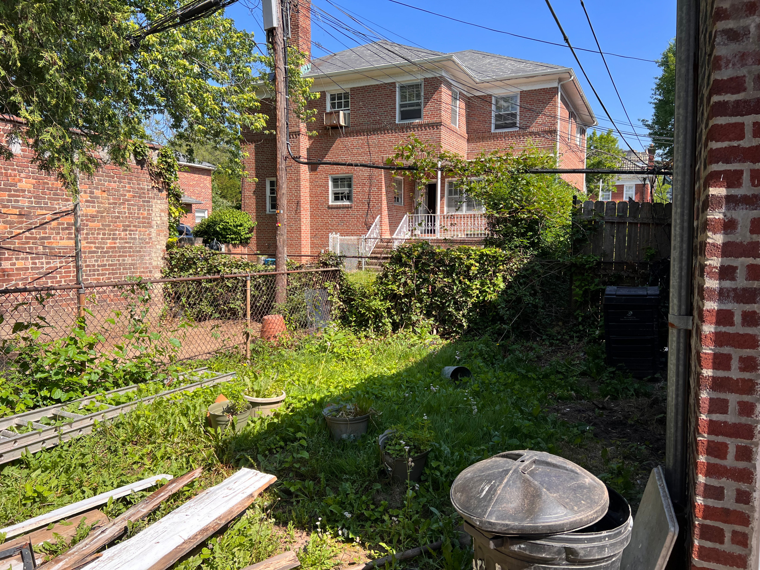 Midwood, Brooklyn neighbors