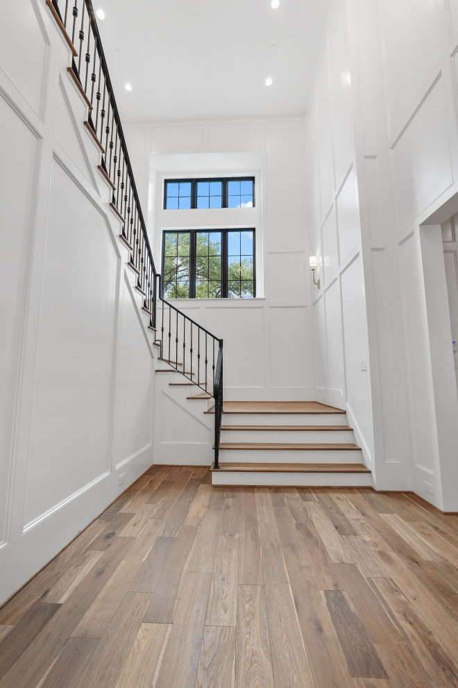 Example of a transitional staircase design in Houston