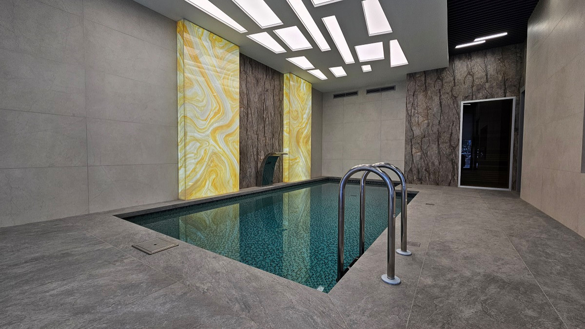 Бассейн в загородном доме