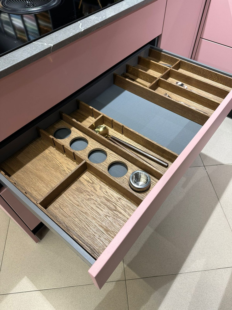 Кухонное наполнение для салона "Кухни ДРИАДА"