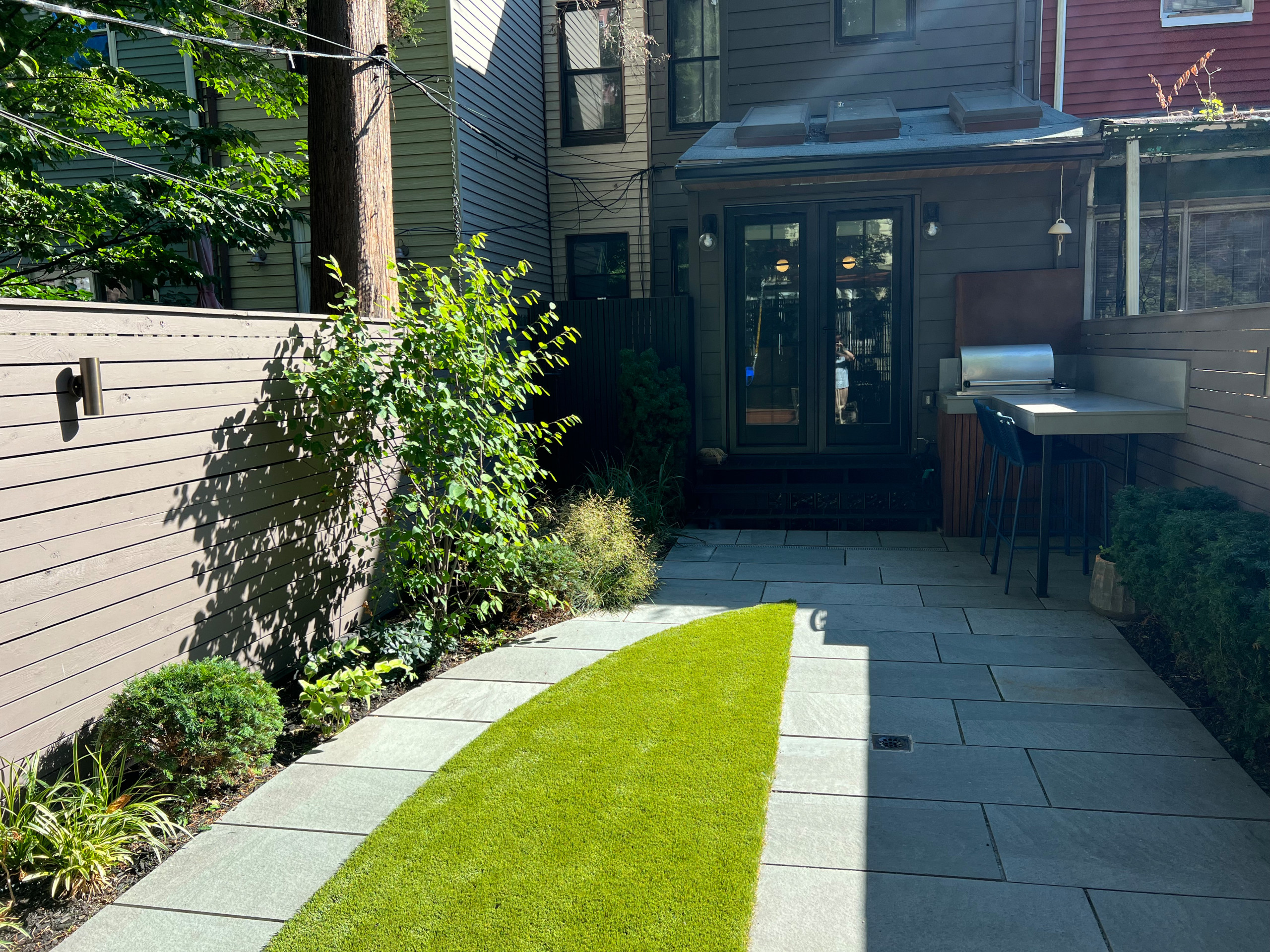 Kensington Neighberhood in Brooklyn Family Garden