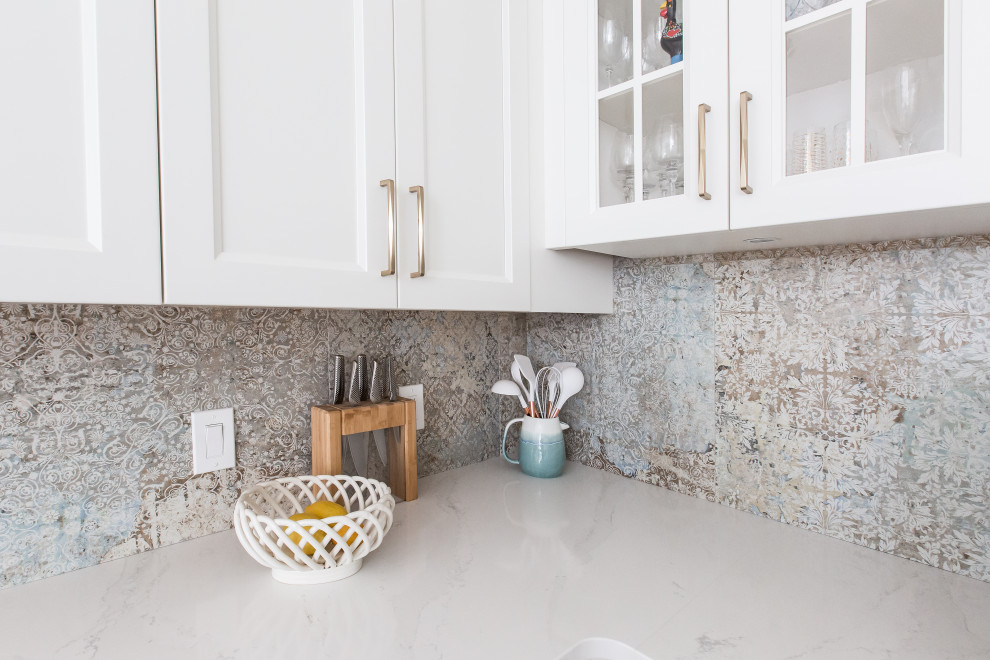 Inspiration for a transitional home design remodel in Vancouver