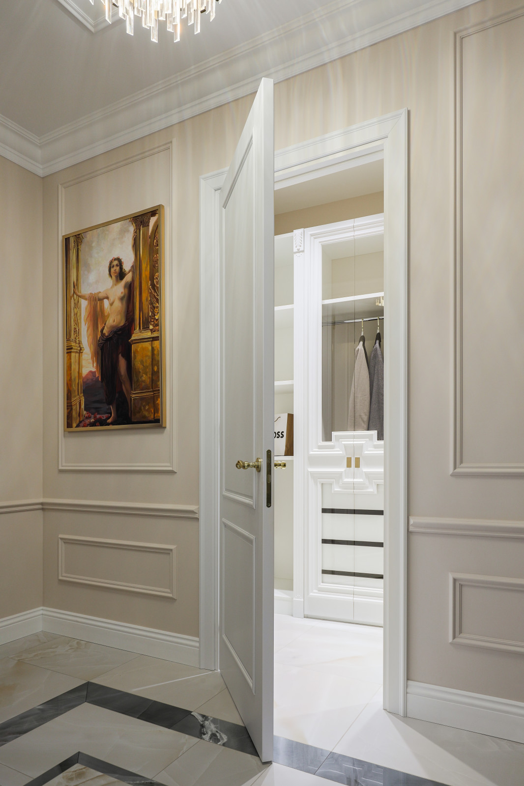 Реализованный дизайн-проект квартиры 90 кв.м.в стиле неоклассика