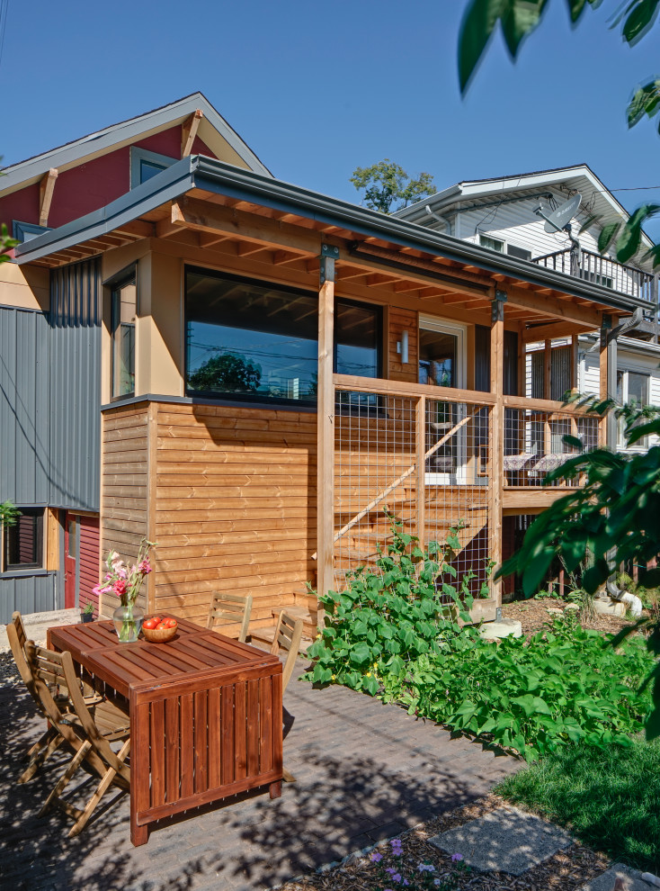 Bungalow Decarbonization - Craftsman - Porch - Chicago - by Tom Bassett ...
