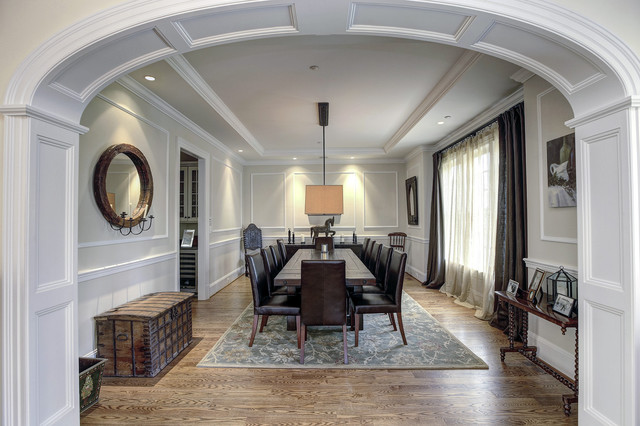 Logan traditional-dining-room