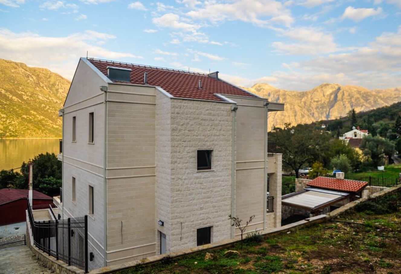 Дом в Черногории