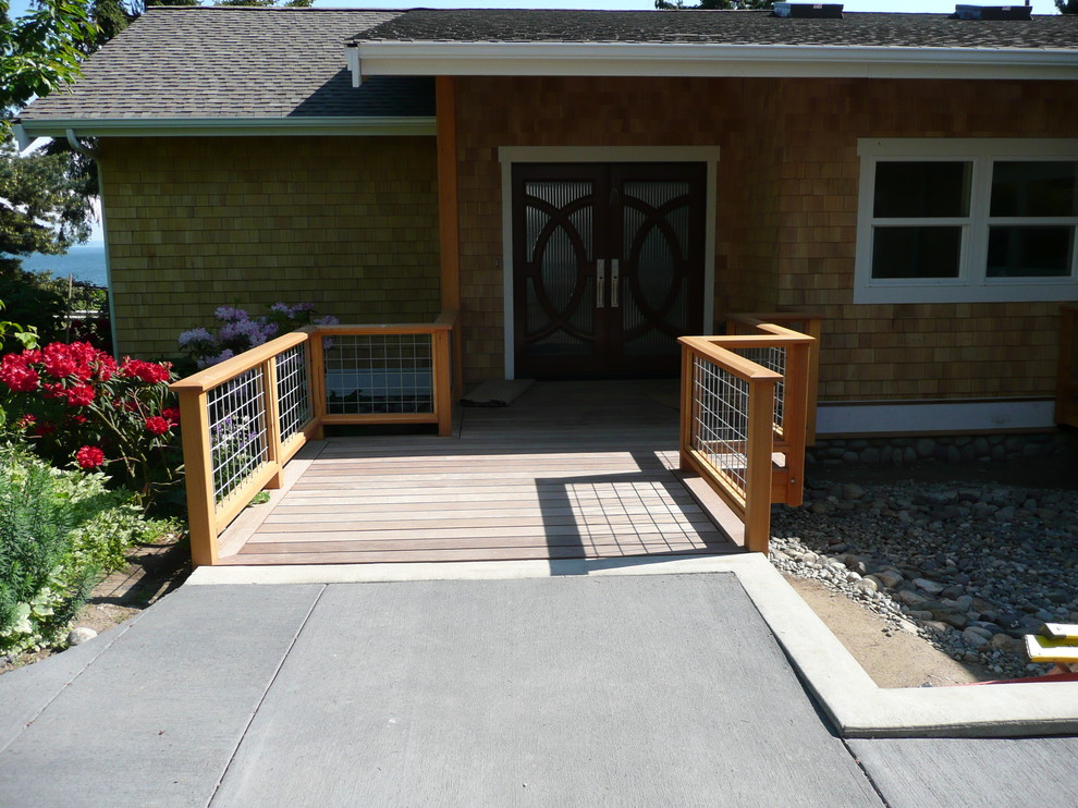 This is an example of a contemporary verandah in Seattle.