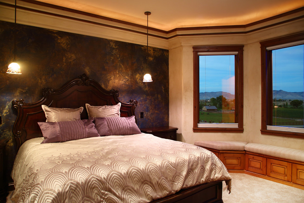Classic bedroom in Denver.
