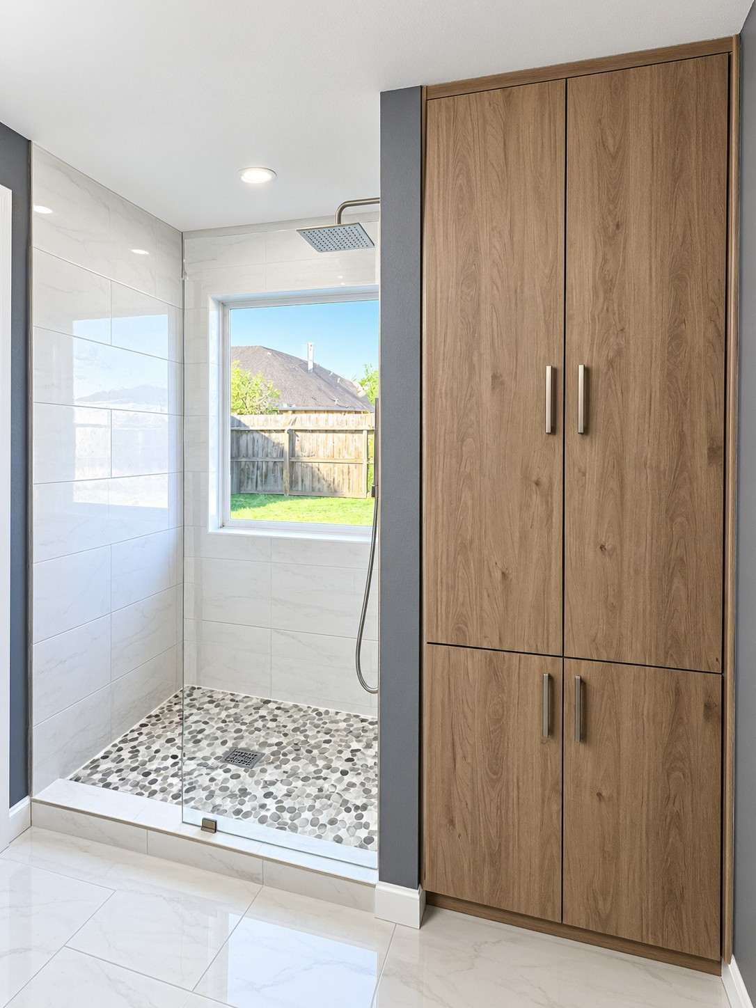 Contemporary Master Bathroom Remodeling in Cypress, TX