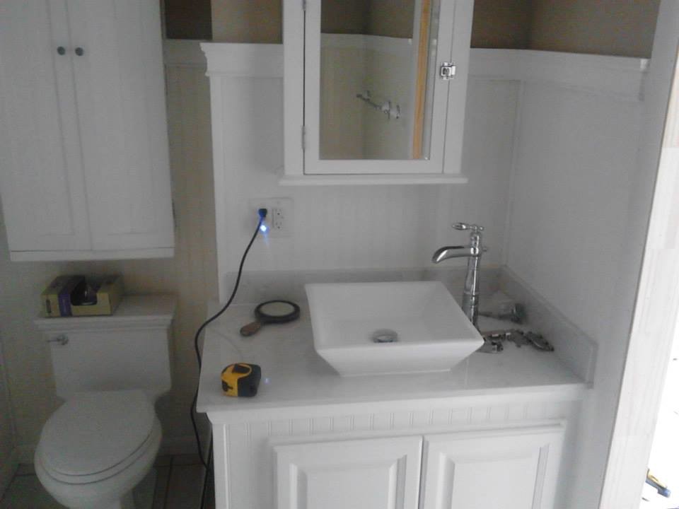 Small master bathroom photo
