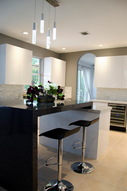 SILK contemporary-kitchen