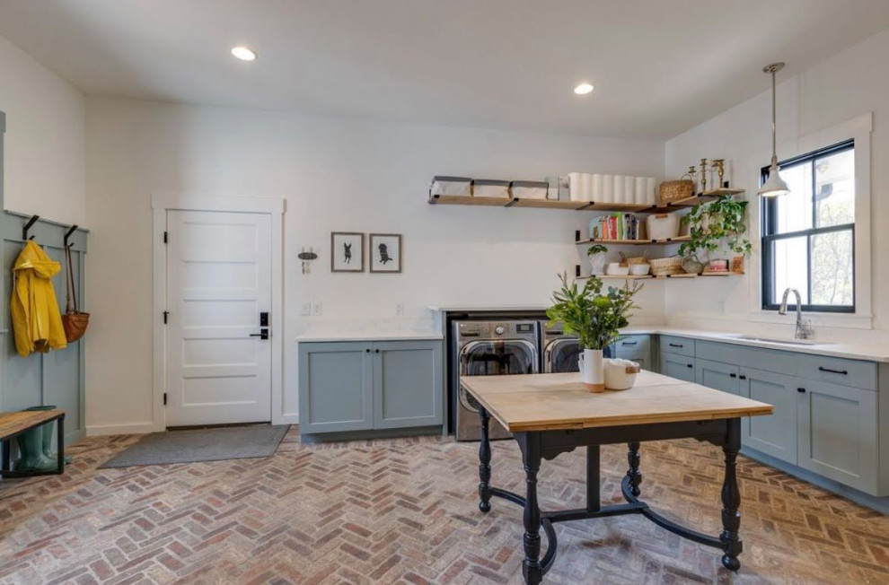 Modern Farmhouse