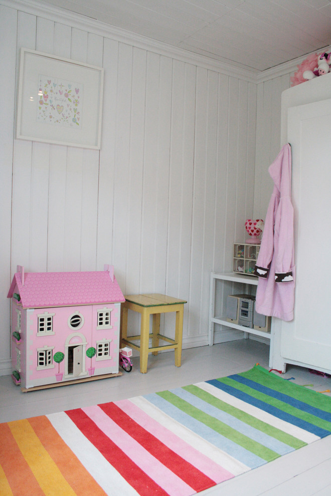 Inspiration for a scandinavian kids' room remodel in Other