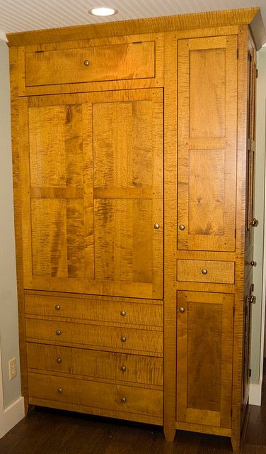 Ohio Curly Maple Kitchen Traditional Cincinnati By The Works Of David T Smith Houzz Ohio Curly Maple Kitchen Traditional, David Smith Furniture Ohio