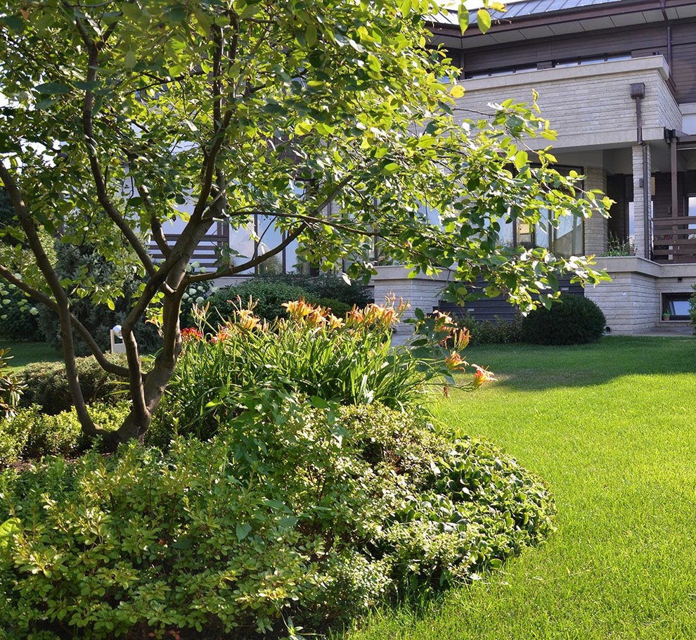 Современный сад в КП "Бенелюкс" вилла 1