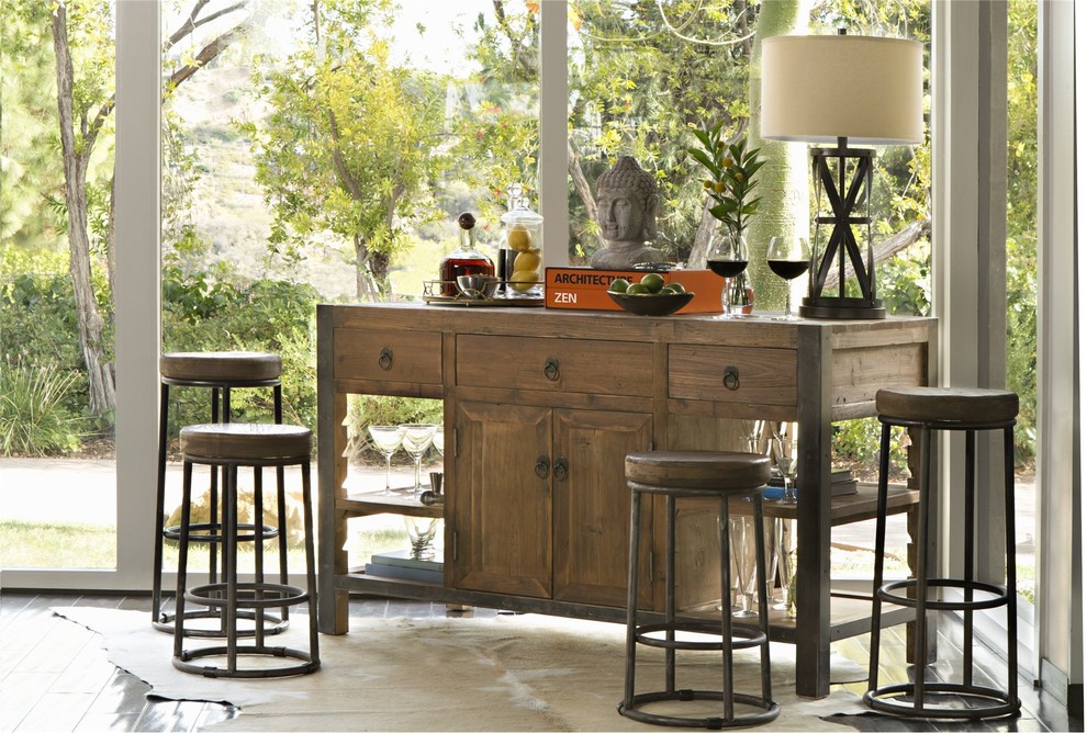 This is an example of a mid-sized contemporary home bar in Los Angeles.