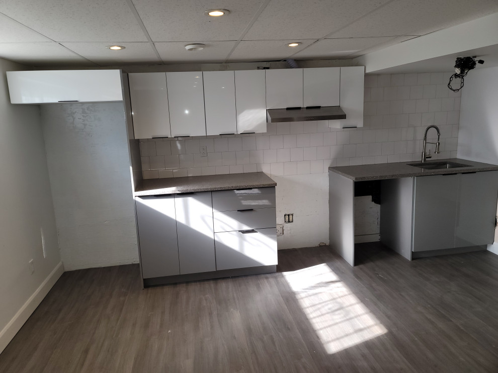 HIGH GLOSS KITCHEN 1
